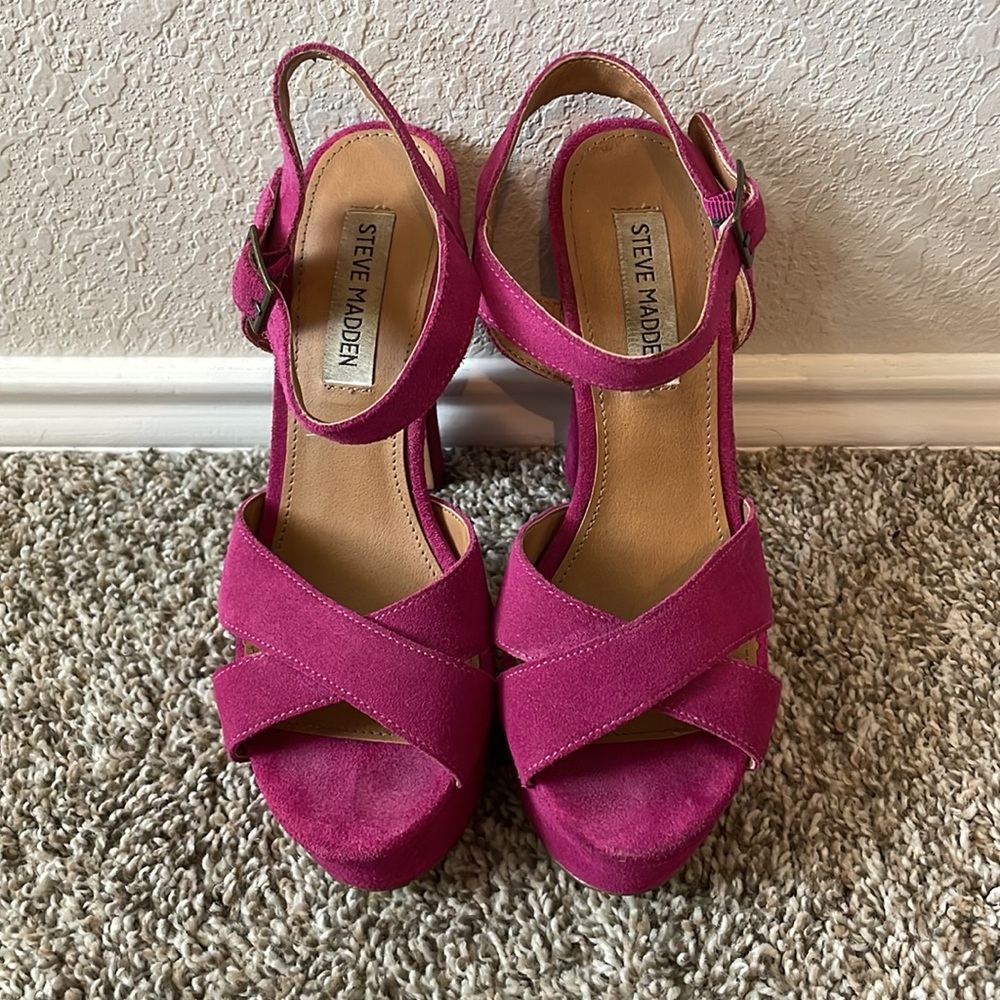 Steve Madden platform heels - Picture 2 of 8